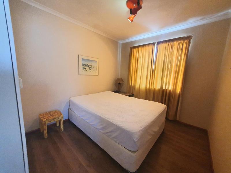 2 Bedroom Property for Sale in Middedorp Western Cape